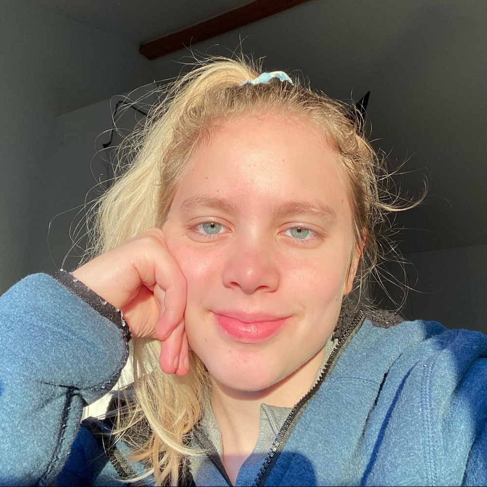 Meet your Posher, Hannah